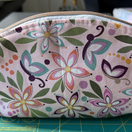 Petal Pouch (large)