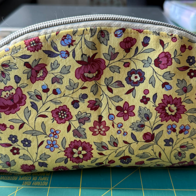 Petal Pouch (large)