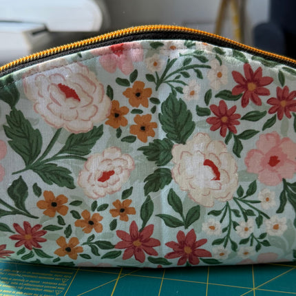 Petal Pouch (large)