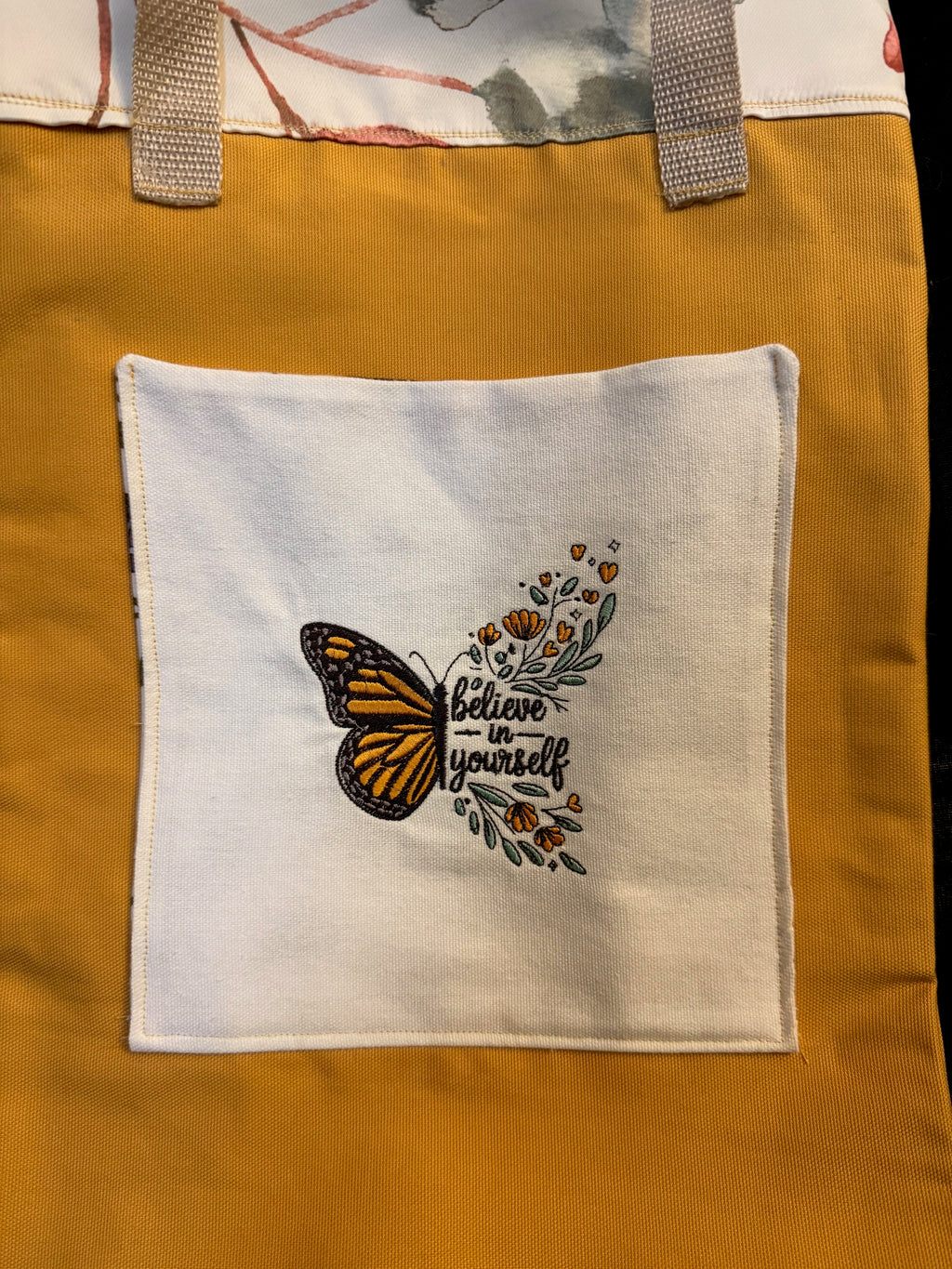 Canvas Tote Bag "Believe in Yourself"