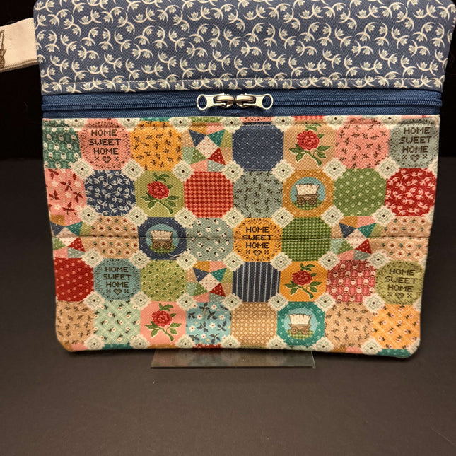 Padded Tech Pouch Violet Expressions LLC   Small Multi Flower Violet Expressions LLC violetexpressions.com