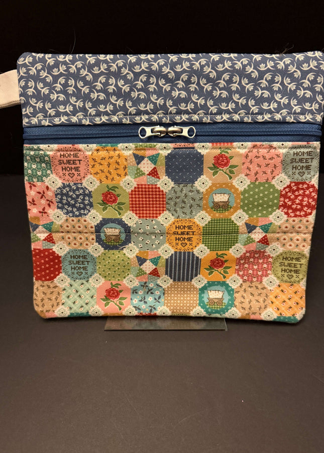 Padded Tech Pouch Violet Expressions LLC   Small Multi Flower Violet Expressions LLC violetexpressions.com