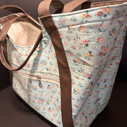 Roomy Tote Violet Expressions LLC   Pink Violet Expressions LLC violetexpressions.com